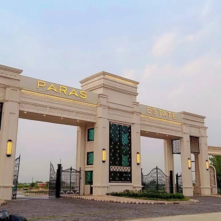 Paras Estate